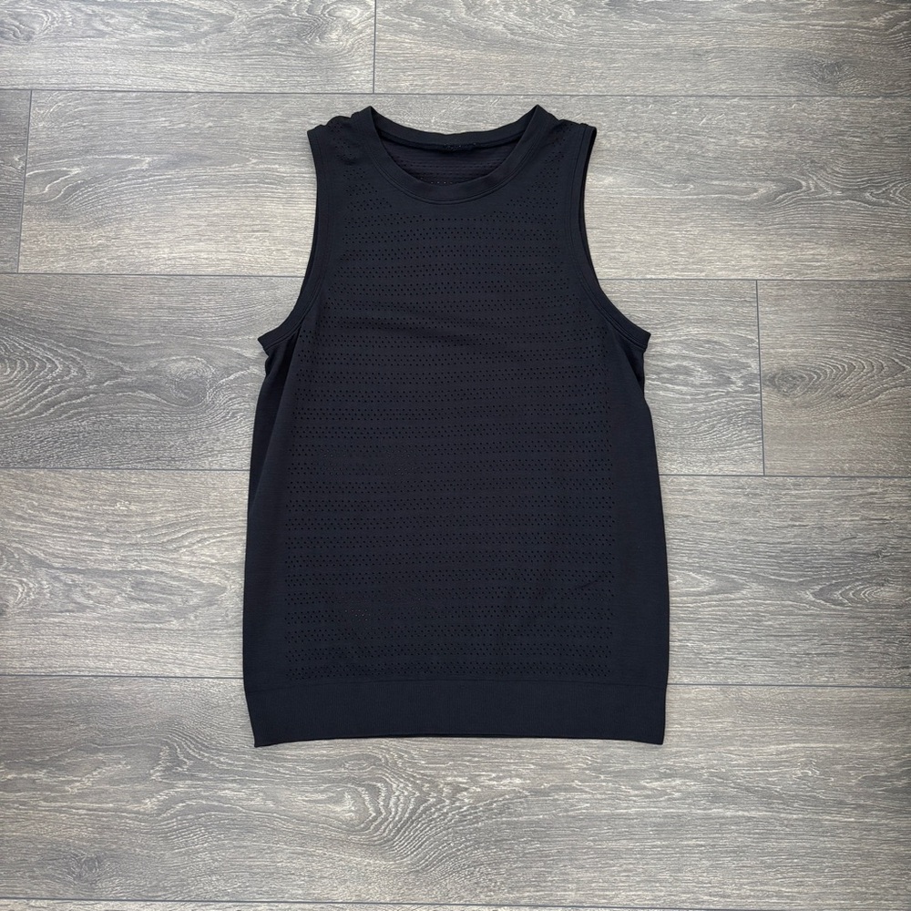 Lululemon Breeze By Muscle Tank - Picture 3 of 8
